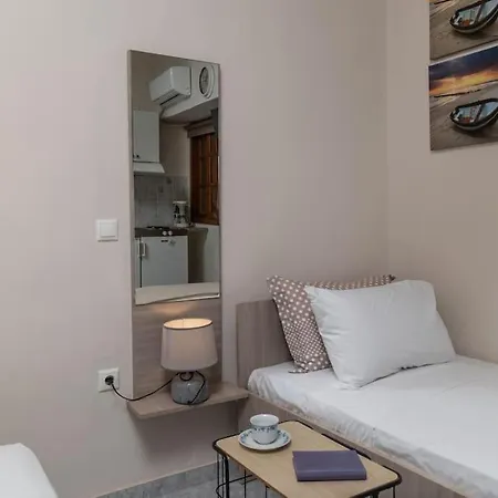 Napolitina Sea View * آداماس