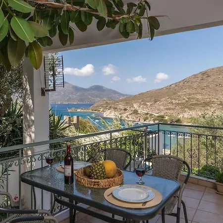 Napolitina Sea View Adamantas (Milos)