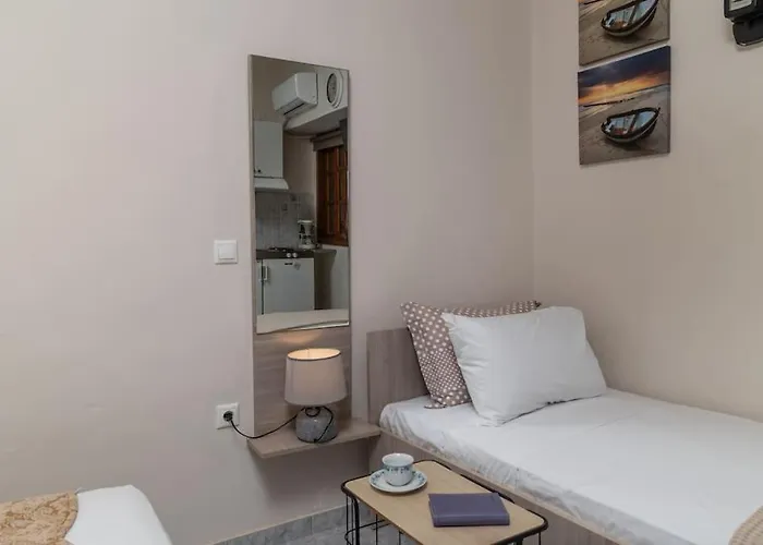 Napolitina Sea View * آداماس